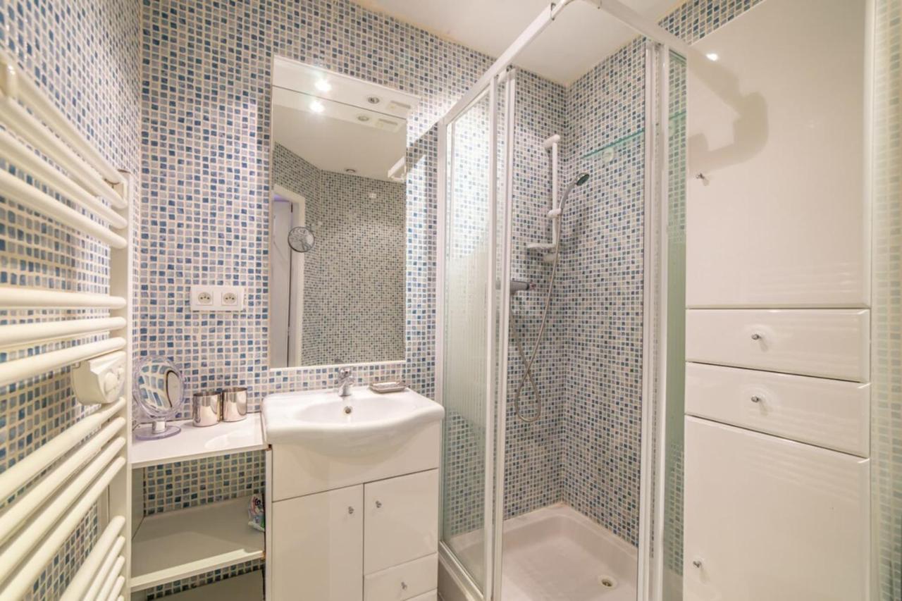 סן-ג'רבה-לה-באן Duplex Apartment In The Heart Of The City With Mountain & Countryside Views מראה חיצוני תמונה